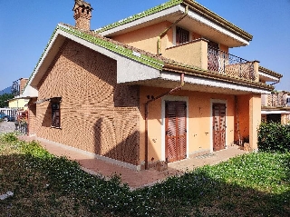 zoom immagine (Villa o Villetta Residenziale)