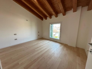 zoom immagine (Appartamento 124 mq, 2 camere, zona Cervarese Santa Croce - Centro)