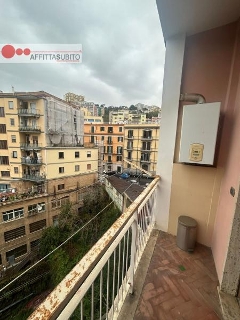 zoom immagine (Appartamento 85 mq, soggiorno, 2 camere, zona Chiaia / Mergellina)