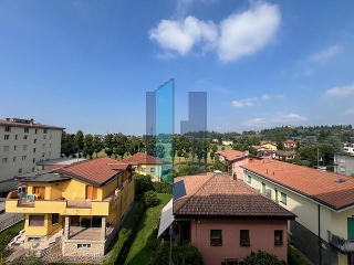 zoom immagine (Appartamento 100 mq, 2 camere, zona Borghetto)