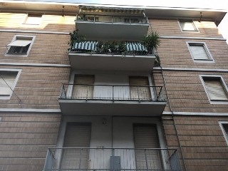 zoom immagine (Appartamento 85 mq, soggiorno, 1 camera, zona Casale Monferrato)