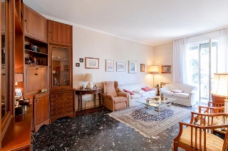 zoom immagine (Appartamento 100 mq, soggiorno, 2 camere, zona Mazzini / Sant'Orsola)