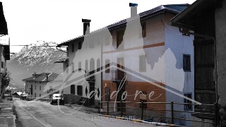 zoom immagine (Casa a schiera 342 mq, soggiorno, 3 camere, zona Comelico Superiore - Centro)